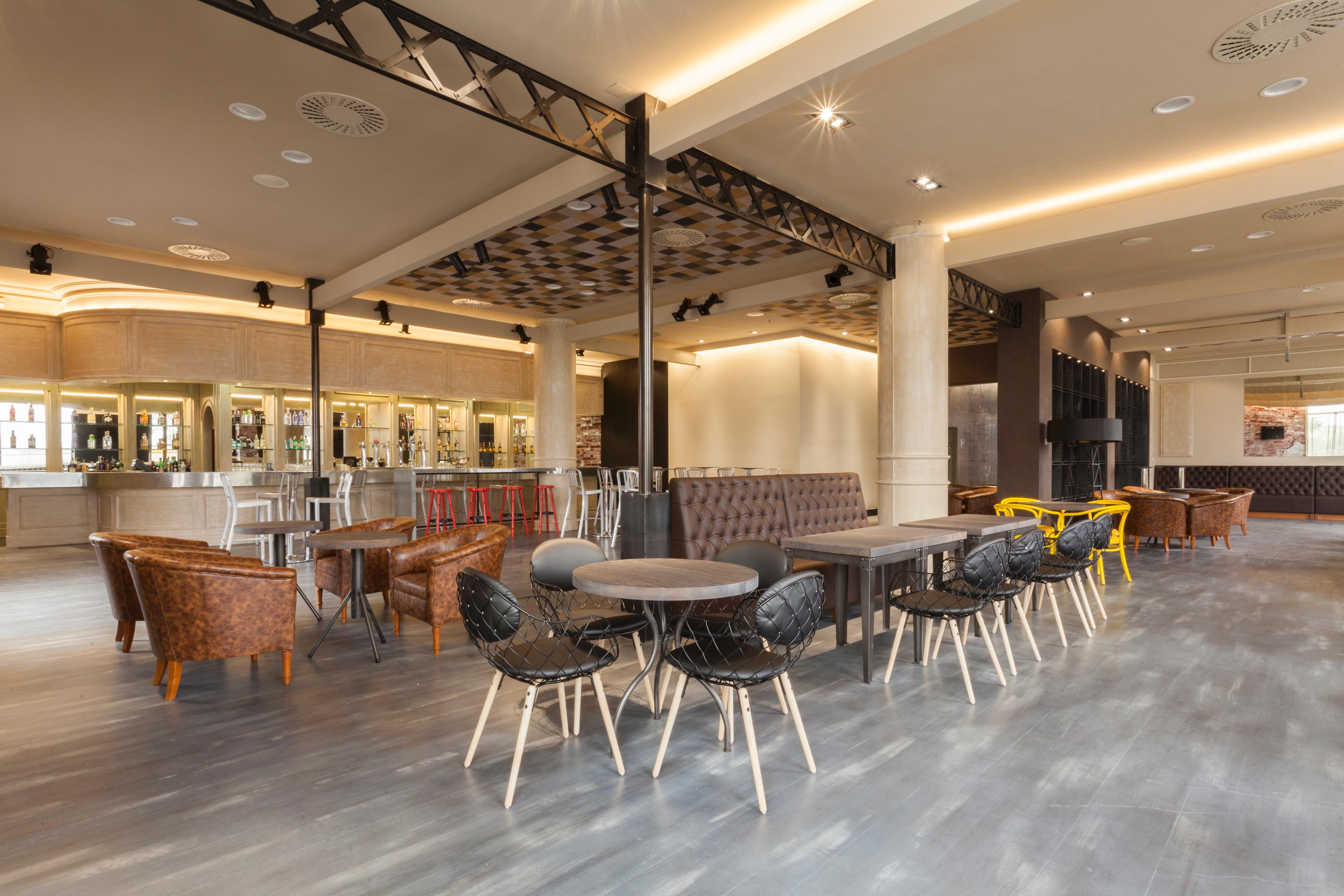Madrid Marriott Auditorium Hotel & Conference Center — Photos 2